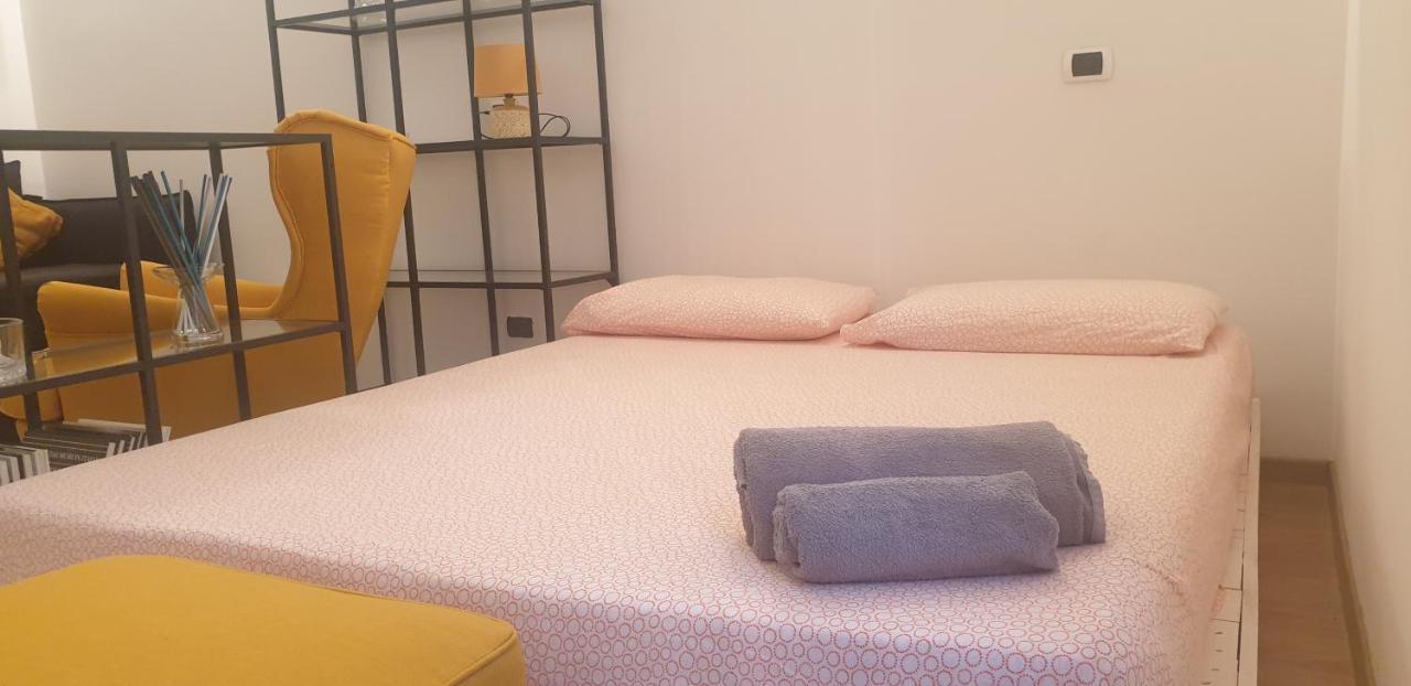 Ferienwohnung Isola Dal Verme Flat Mailand Exterior foto